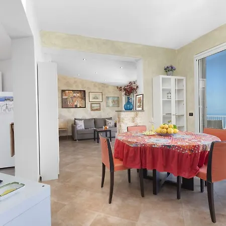Holiday home - Casa Augusta B