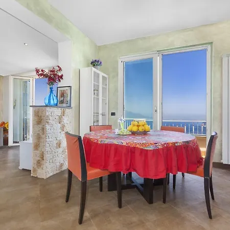 Holiday home - Casa Augusta B Sorrento